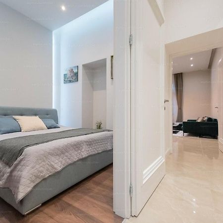 St Francis Of Assisi Superior Appartement Boedapest Buitenkant foto